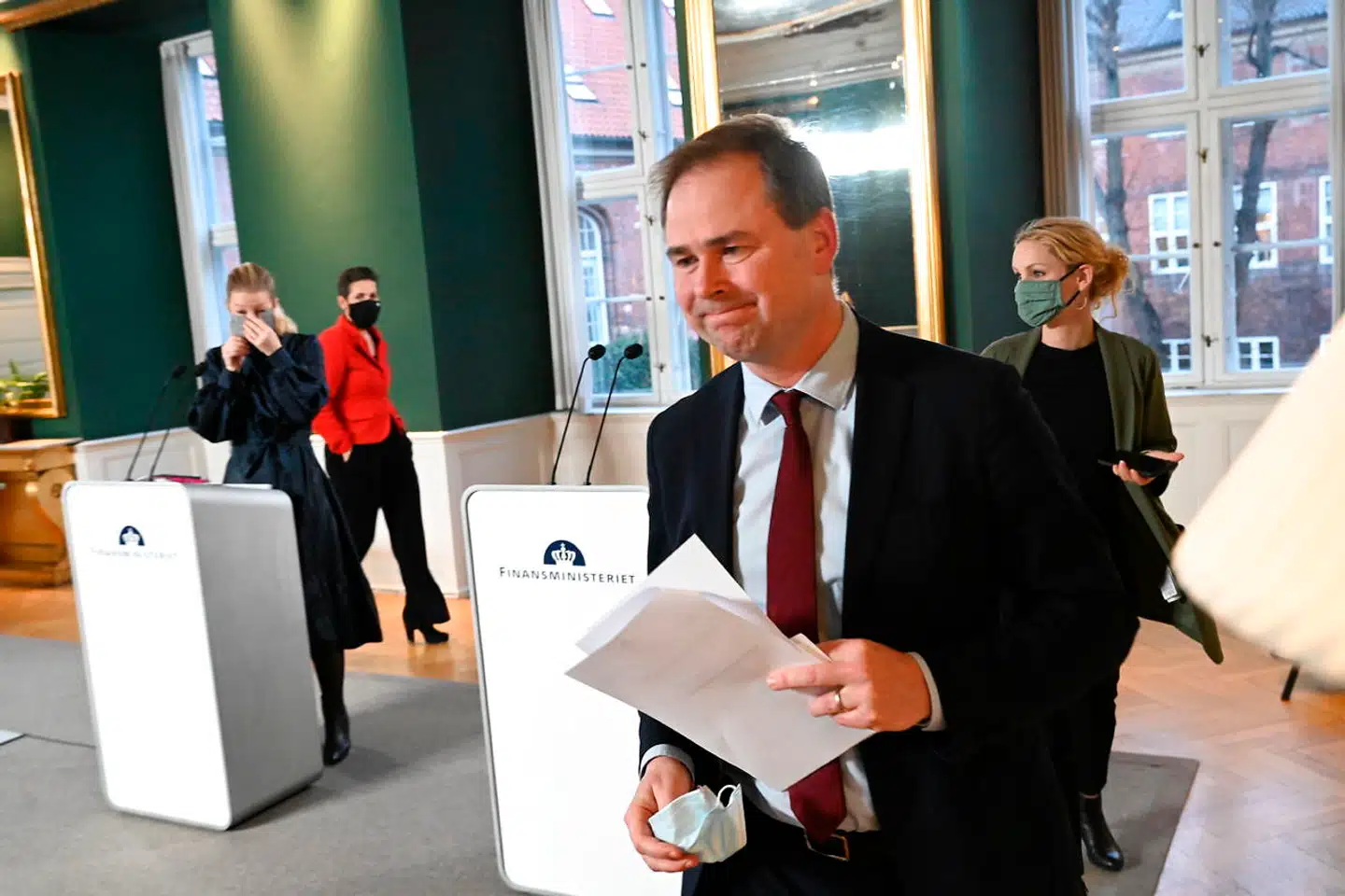 Finansminister Nicolai Wammen (S) præsenterede søndag en finanslovsaftale, der er indgået med støttepartierne de Radikale, SF, Enhedslisten samt Alternativet.