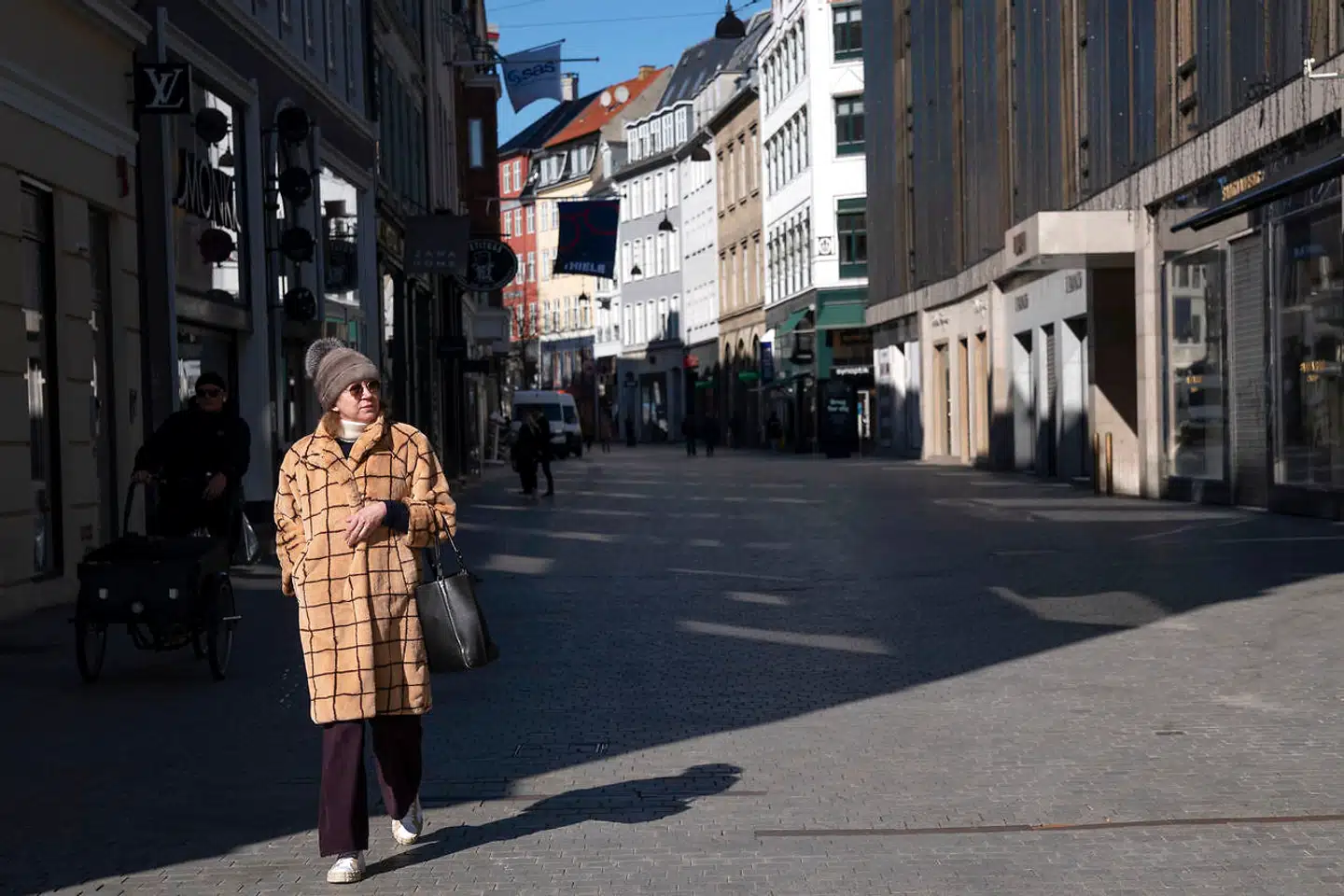 Butikker på Strøget og Købmagergade var lagt næsten helt øde hen i foråret, da Danmark var lukket ned på grund af coronakrisen.