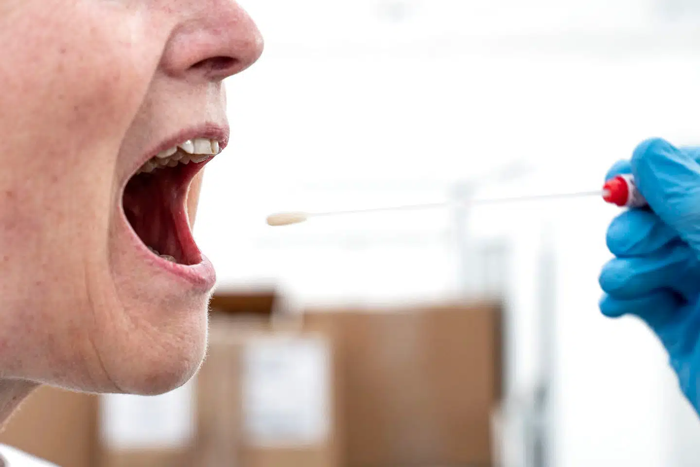 Antallet af smittetilfælde stiger – ikke mindst i København. Det vækker bekymring: »Epidemien er på vej ud af kontrol i øjeblikket,« lyder det fra Nils Strandberg-Pedersen, der tidligere har været direktør i Statens Serum Institut.