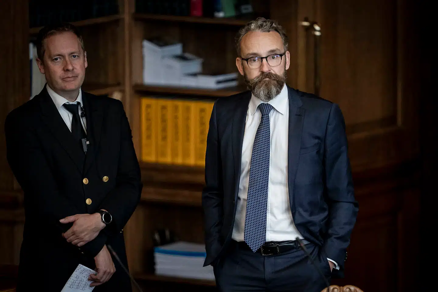 Forargelsen er tydelig hos borgerlige partier over et forslag fra Enhedslisten. »De accepterer ikke, at folk har en privatøkonomi, som er deres; alt er fælles, og politikere må bare tage fra Hansen og give til Jensen, som det passer dem,« siger LA-finansordfører Ole Birk Olesen (th.).