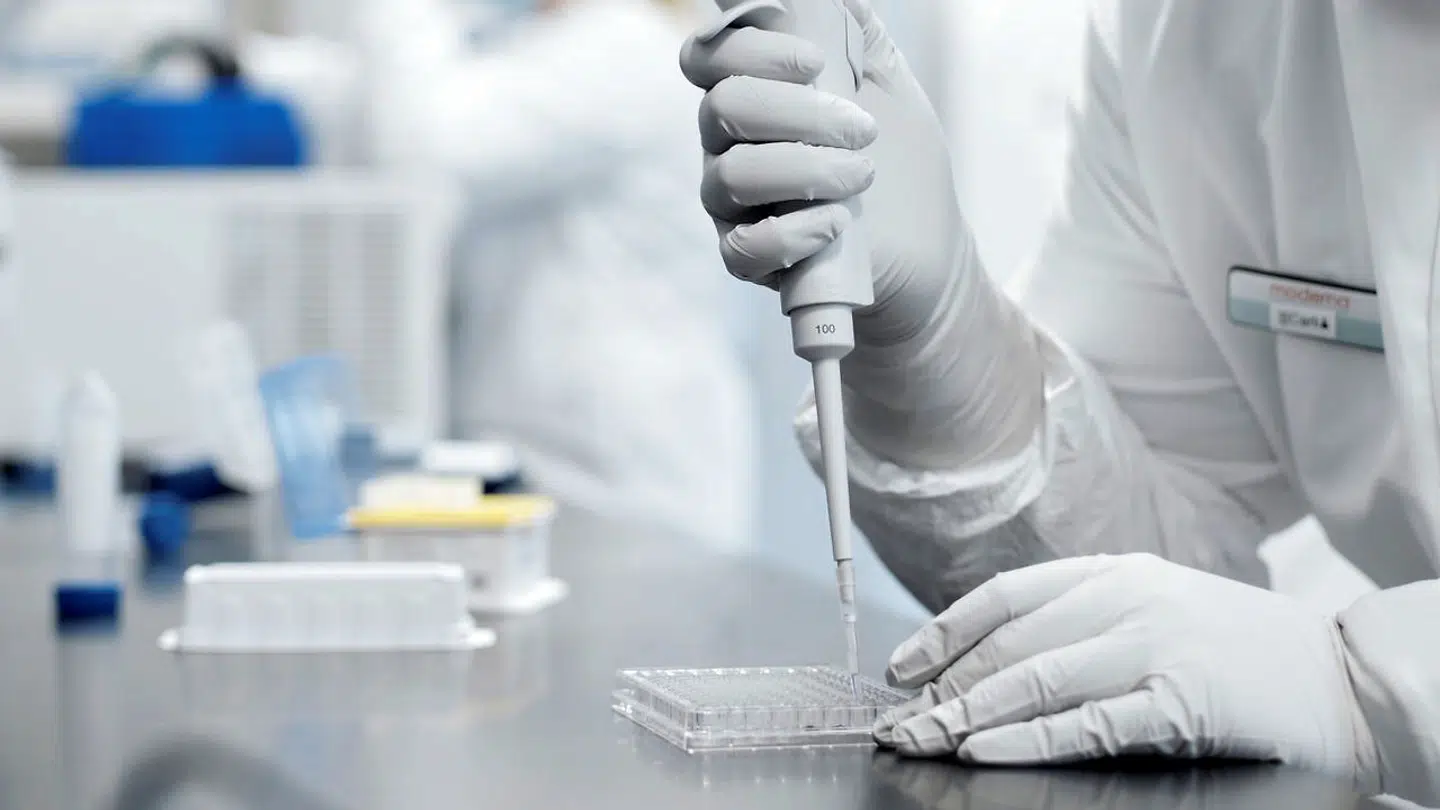 Arkivfoto:Coronavaccinen fra medicinalselskabet Moderna viser en effektivitet på 94,1 procent, viser de endelige resultater af fase tre-studier. Moderna vil mandag ansøge om betinget godkendelse i Europa og nødgodkendelse i USA. Det skriver Reuters.