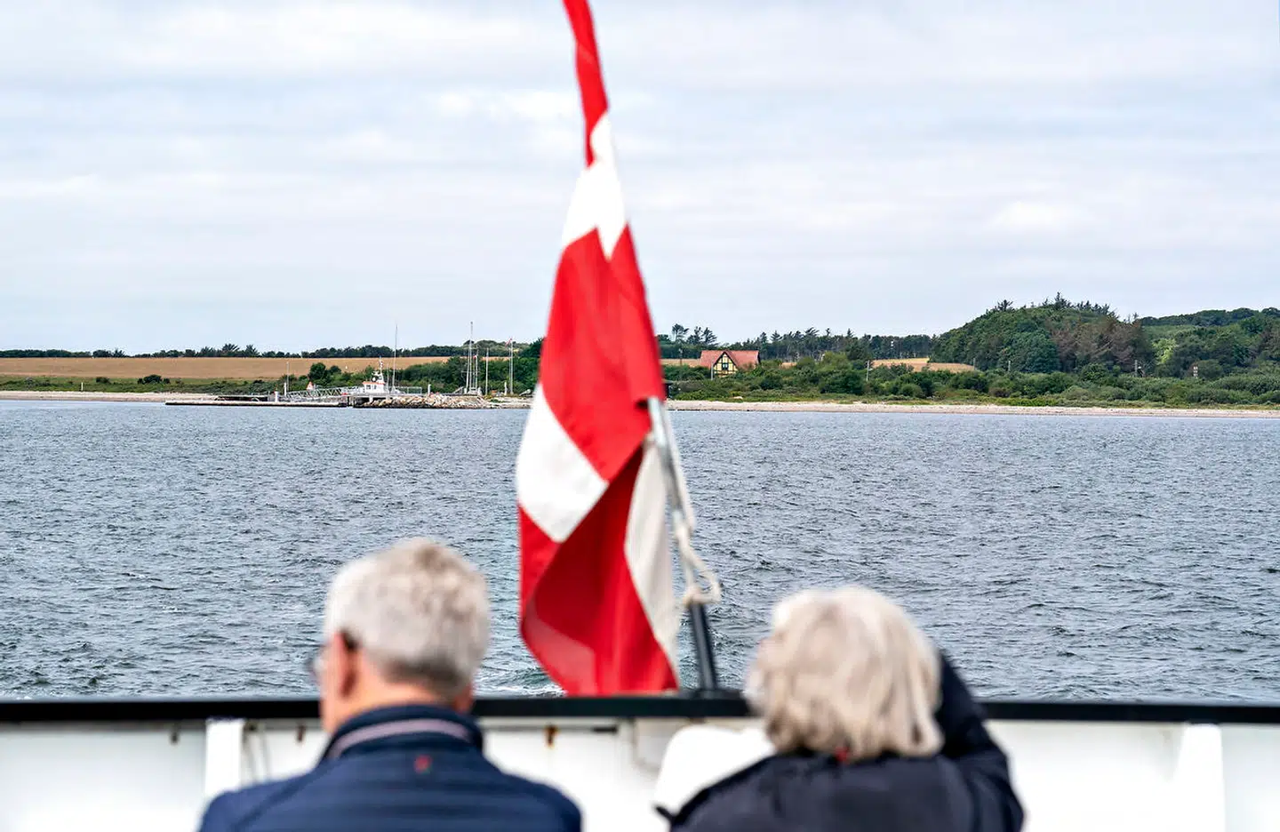 Mange ældre og pensionister har ikke et reelt alternativ til at lade deres opsparing blive udhulet af bankernes negative rente, skriver Inger Trudsø.