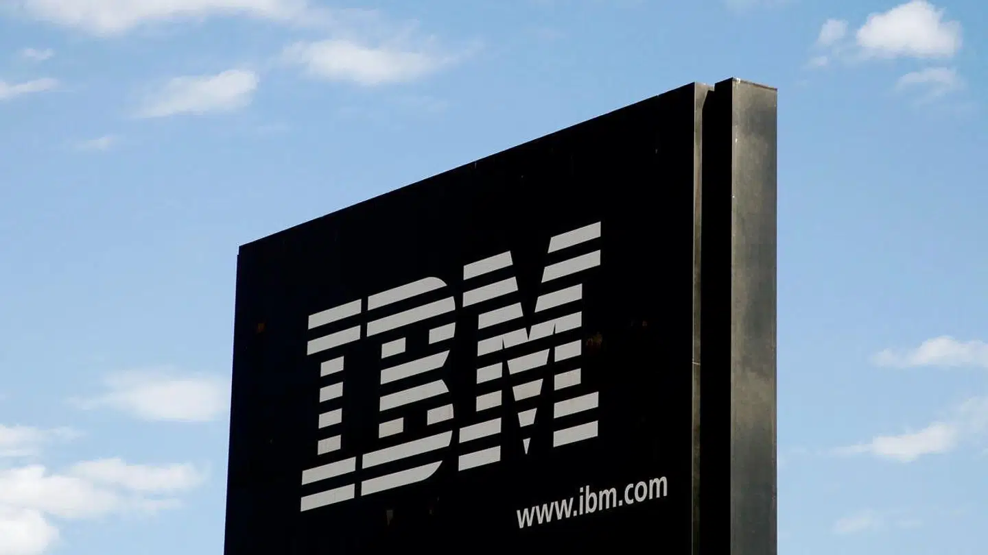 IBM skal af med en femtedel af sine europæiske ansatte i en ny sparerunde forud for en opsplitning af selskabet.