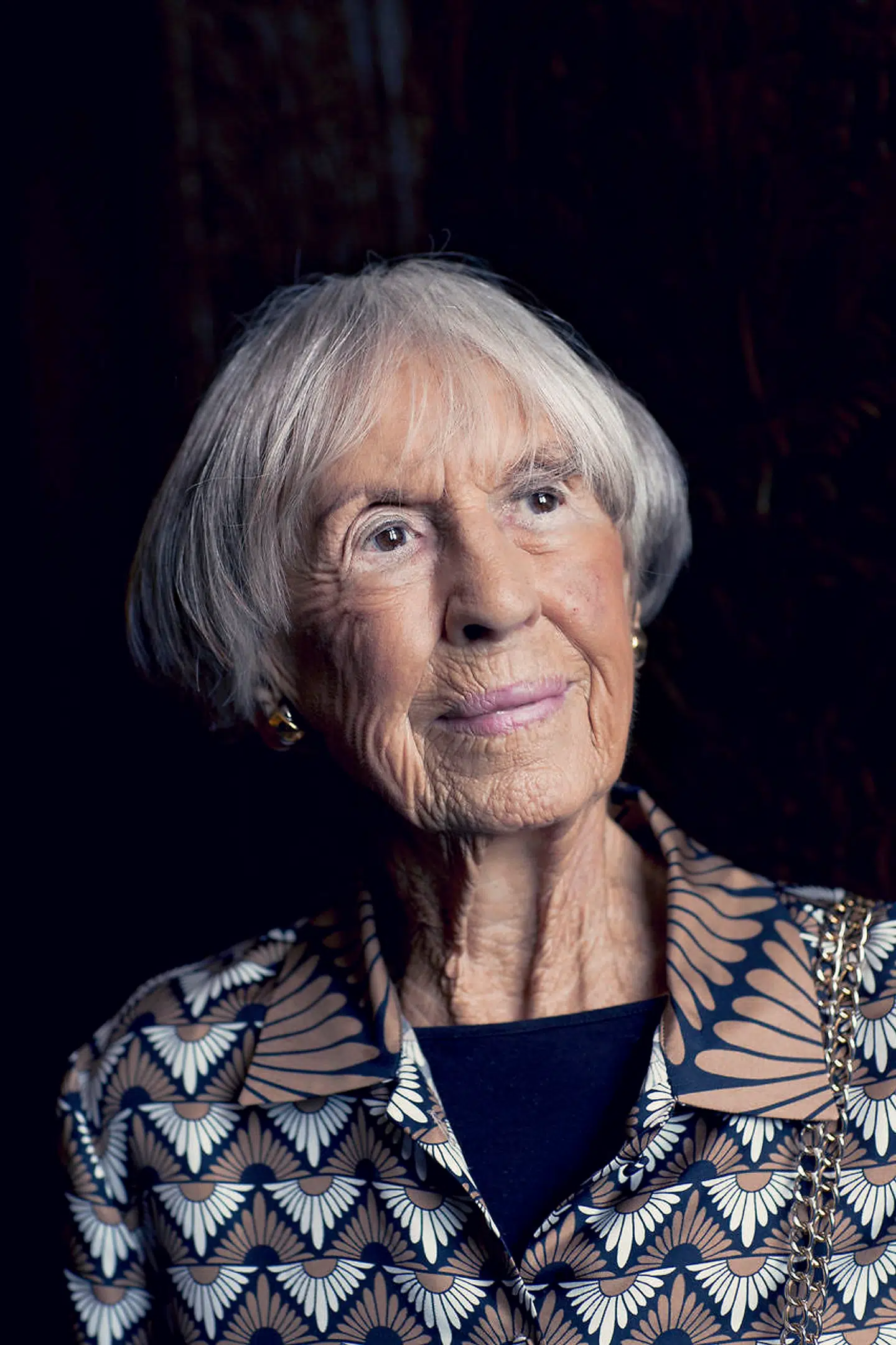 »Det går ikke, hvis ikke man kan indigneres. Jeg tror, at det er Poul Henningsen, der har sagt; »Det er ikke troen, der flytter bjerge. Det er tvivlen«. Man skal sætte spørgsmålstegn ved tingene,« siger Lise Nørgaard. Arkivfoto: Nanna Kreutzmann/Ritzau Scanpix