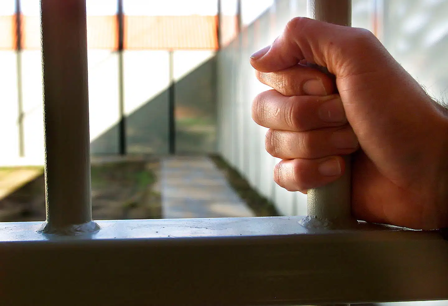 »Pålæggelsen af sagsomkostninger i straffesager har over årene vist sig at være en ganske dårlig forretning for samfundet,« skriver kronikkens forfattere, der advarer mod, at gæld til det offentlige fastholder dømte i arbejdsløshed og kriminalitet. Arkivfoto: Ernst Van Norde/Ritzau Scanpix