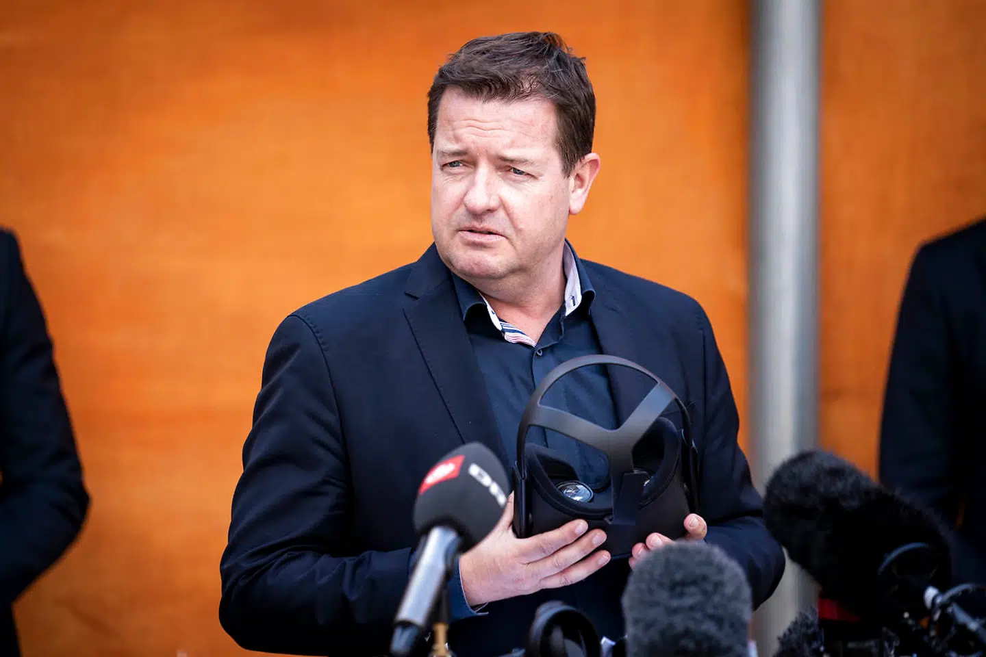 Jens Rohde vil have nedsat et granskningsudvalg i Folketinget, der skal finde ud af, hvad der er op og ned i minksagen.