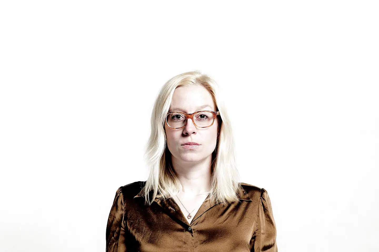 »Her i Paris mærker jeg den hvide kropsligheds underlegenhed på egen krop, for så vidt som jeg selv tager del i et to-farvet kropsligt nulsumsspil, når jeg mødes til udendørsfitness med min træner med rødder i Congo DRC,« skriver Ulla Holm.