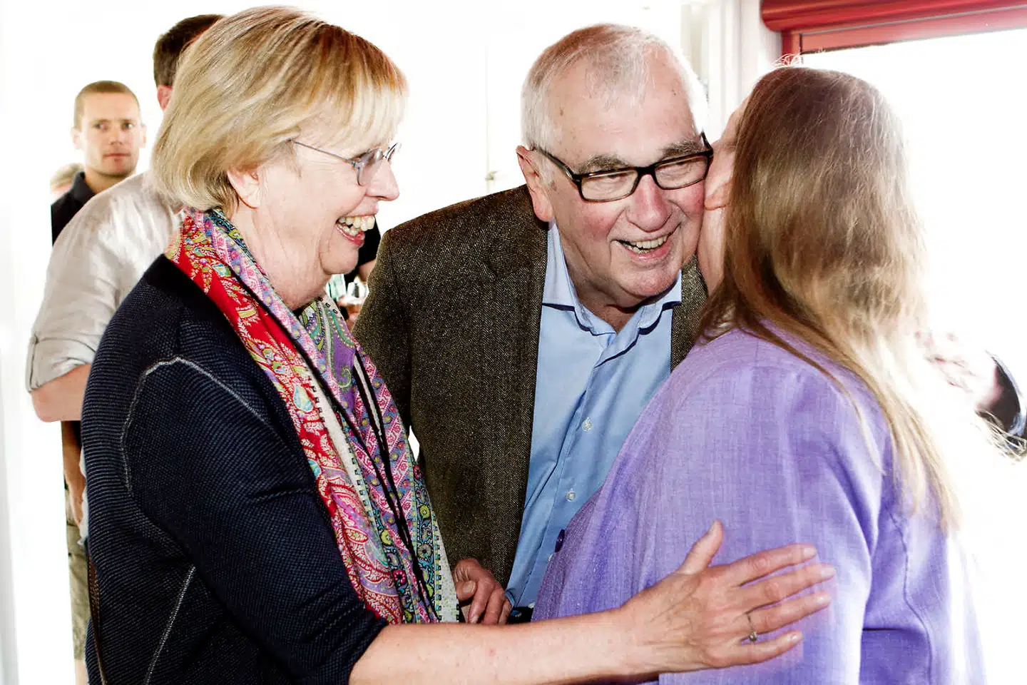 Annelise og Erik Bistrup hilser her i 2013 på en Berlingskes daværende chefredaktør, Lisbeth Knudsen.