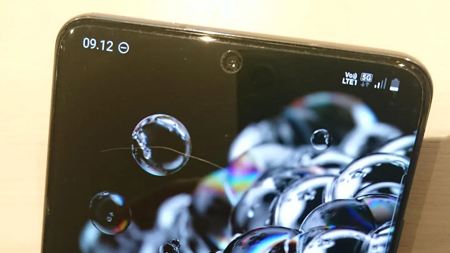 Stadig flere danskere har en nyere smartphone, som kan give dem adgang til det nye og datahurtigere 5G-mobilnet. Det er dog endnu kun TDC, som kan levere generel 5G-dækning i hele landet, og alle teleselskaberne mangler fortsat en væsentlig brik, før 5G-nettene kan opnå fuld kapacitet.