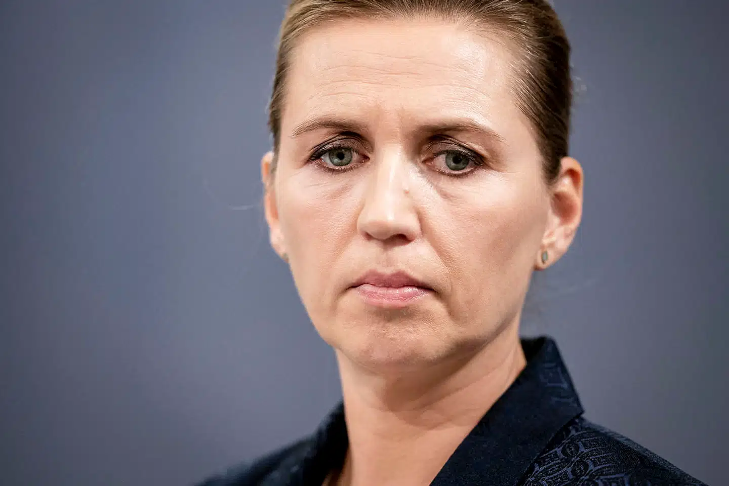 »Det, jeg vil sige her i aften, vil få store konsekvenser for alle danskere,« indledte statsminister Mette Frederiksen (S) det historiske pressemøde 11. marts, som på flere planer indvarslede en ny tid, også parlamentarisk. Et udkast til en ny epidemilov lægger op til at bevare magten centralt hos regeringen. Men ikke alle er enige.