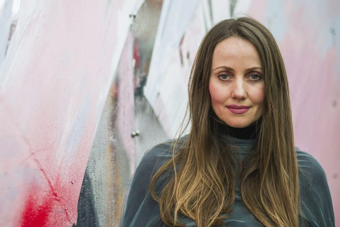 »Majoriteten af muslimske religiøse ledere i Danmark har normaliseret en patriarkalsk struktur, som forhindrer muslimske kvinder i at få en islamisk skilsmisse. I Koranen står der, at det er forbudt at tvinge en kvinde til ægteskab samt at fastholde hende i et ægteskab, hun ikke ønsker at være i,« skriver Sherin Khankan.