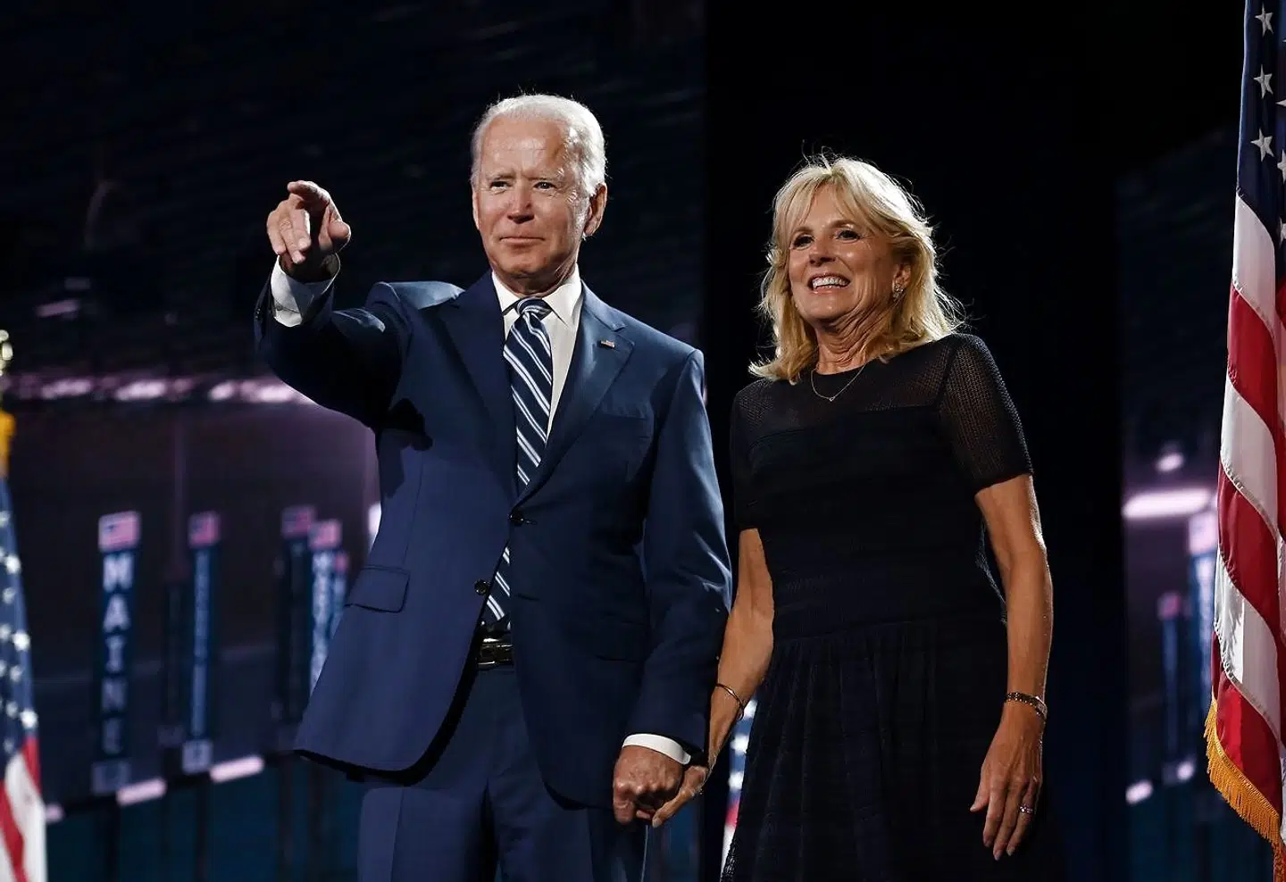(ARKIV) Joe Biden og hans hustru Jill Biden glæder sig over sejren i det amerikanske præsidentvalg. Det samme gør flere danske topchefer, som nu blandt andet øjner nye eksportmuligheder inden for klimaløsninger og grøn omstilling. Foto: OLIVIER DOULIERY / Ritzau Scanpix