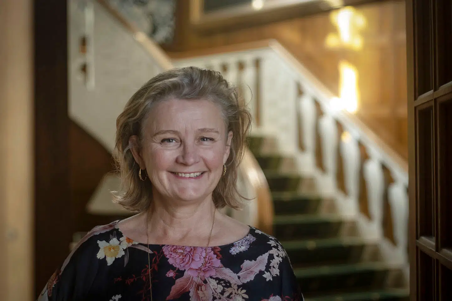 »Samfundet udvikler sig i retning af en mig-mig-mig-kultur. Det er ødelæggende for os, der skal være dannede mennesker,« mener Anna von Lowzow.