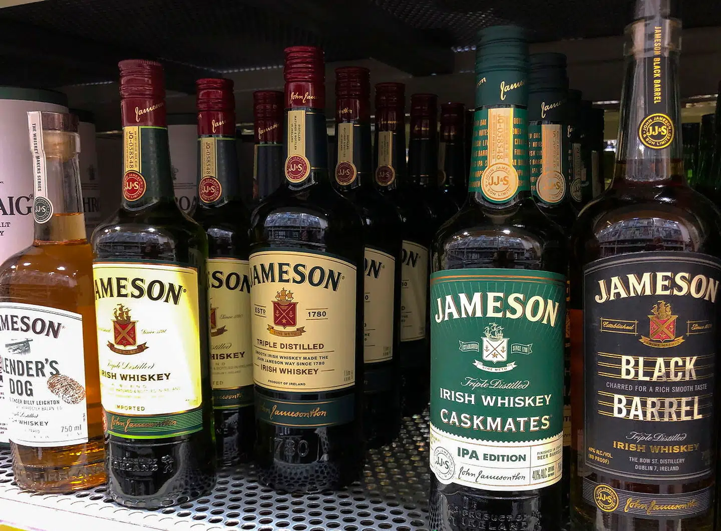 Tusindvis af danskere behandles hvert år for misbrug af alkohol, men ingen ved, om det virker, og udgifterne løber løbsk, mener Københavns Kommune.