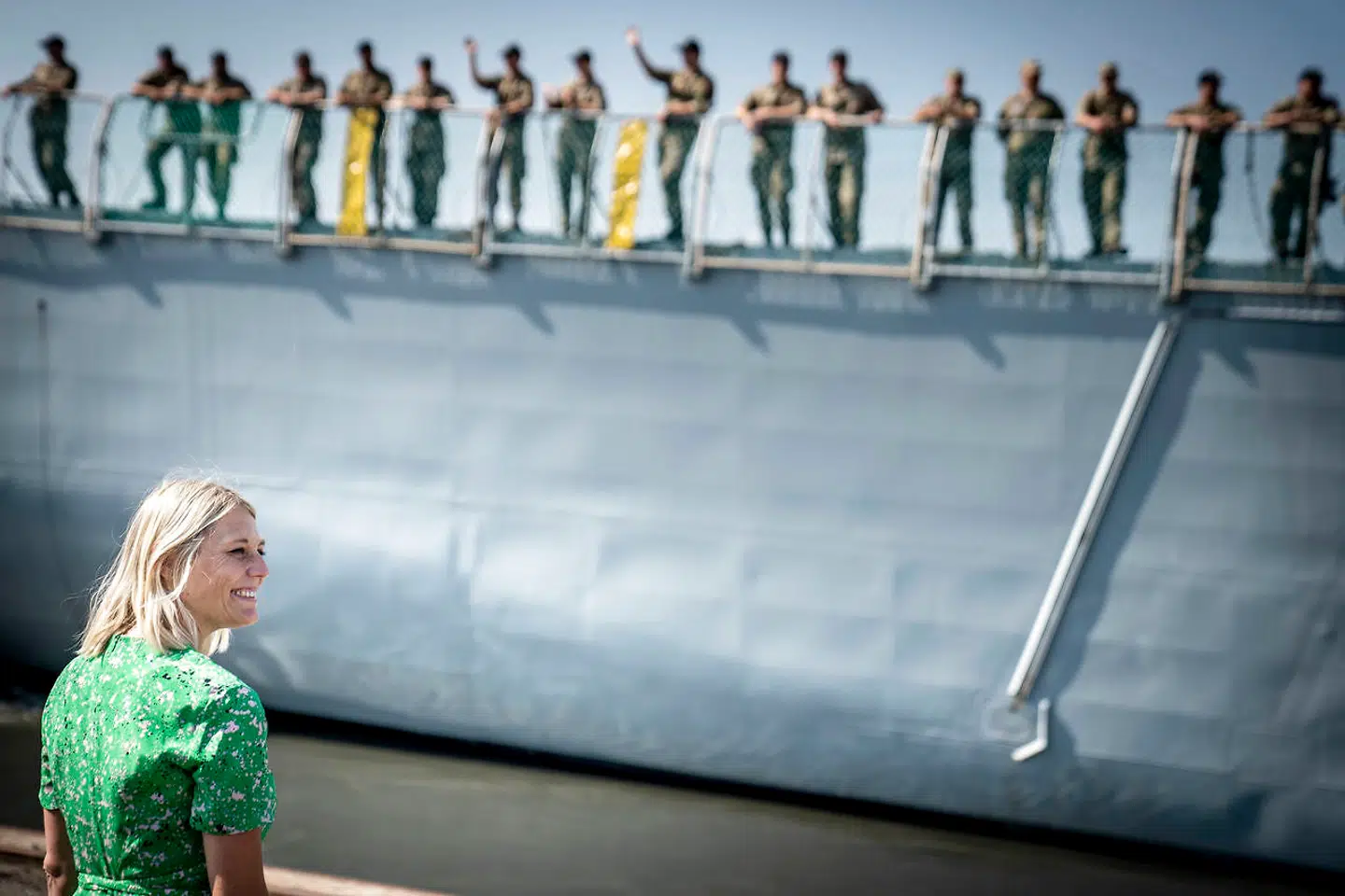 Forsvarsminister Trine Bramsen (S) sendte tilbage i august fregatten Iver Huitfeldt afsted til Hormuzstrædet fra Korsør. (Arkivfoto)