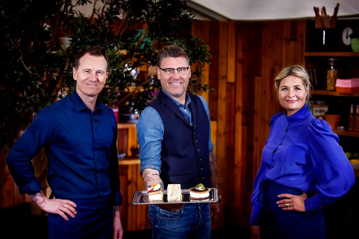 »Den store bagedyst« oplever flere seerne end nogensinde. I uge 44 2020 var programmet det mest sete med 1.158.000 seere. Her er det dommerne Markus Grigo og Katrine Foged Thomsen og værten Timm Vladimir.