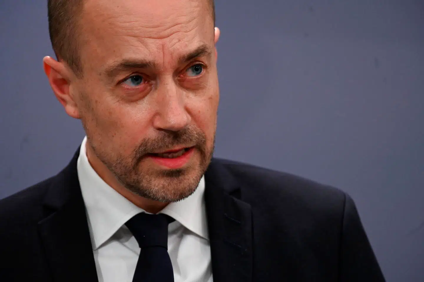 Statsminister Mette Frederiksen (S), sundheds- og ældreminister Magnus Heunicke (S), erhvervsminister Simon Kollerup (S), direktør i Sundhedsstyrelsen Søren Brostrøm og faglig direktør i Statens Serum Institut Kåre Mølbak afholder pressemøde med præsentation af en række restriktioner i Nordjylland som følge af situationen med COVID-19-smitte i mink, i Spejlsalen i Statsministeriet torsdag den 5. november 2020. Det drejer sig om restriktioner i Hjørring, Frederikshavn, Brønderslev, Jammerbugt, Vesthimmerland, Thisted og Læsø kommuner.