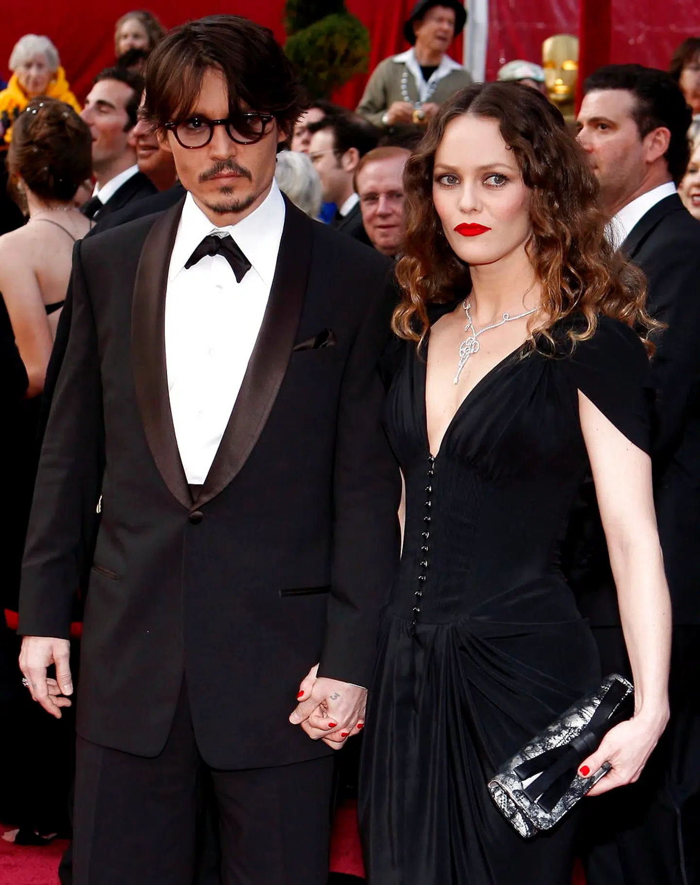 Johnny Depp og hans daværende kone, Vanessa Paradis ved Oscar-overrækkelsen i 2008. Parret var gift i 14 år og har to børn sammen. De gik fra hinanden, da Depp mødte Amber Heard.