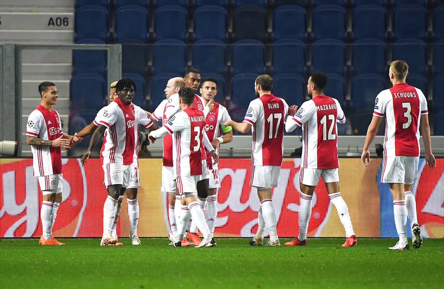 ARKIVFOTO: Den hollandske klub Ajax har 11 coronasmittede spillere inden tirsdagens Champions League-kamp mod FC Midtjylland. Det skriver nyhedsbureauet Reuters.