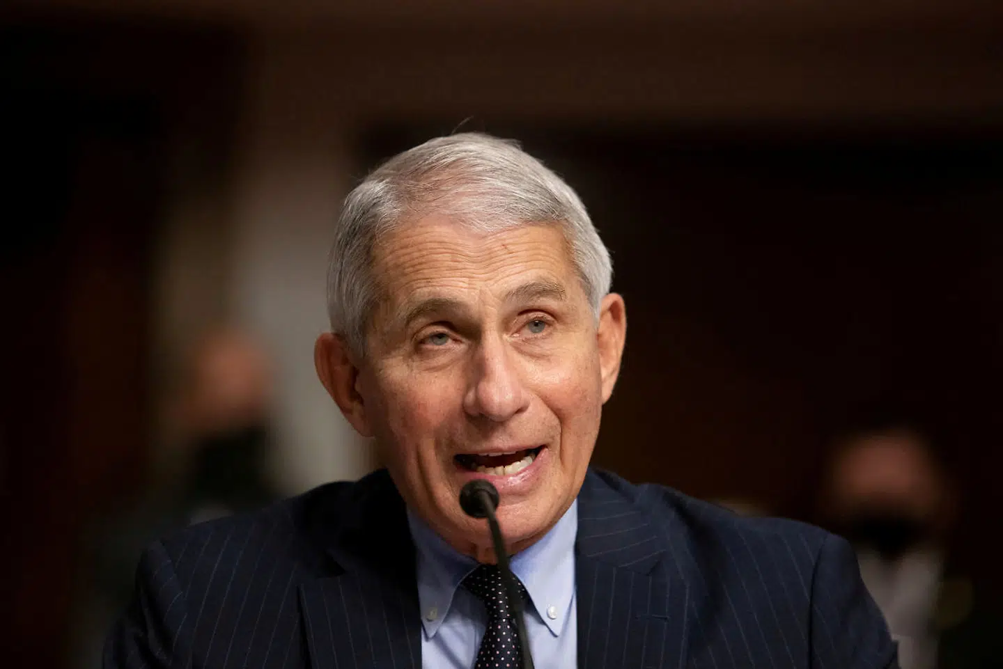 Anthony Fauci er ledende sundhedsekspert for den amerikanske regering, og der er flere gange opstået offentlige uoverensstemmelser mellem ham og regeringen.