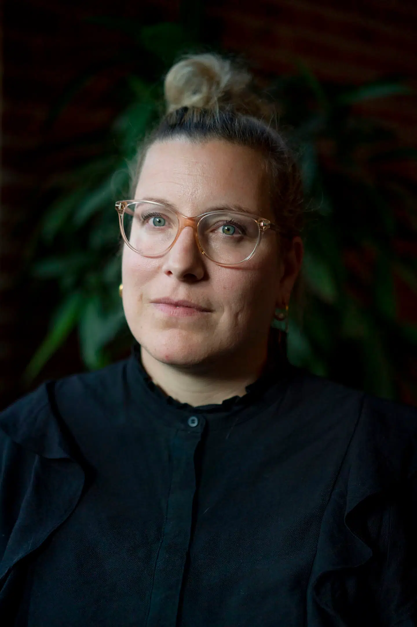 Katrine Reumert fortæller, at de unge føler sig »lidt uretfærdigt behandlet«. Hun understreger, at de ikke altid selv opfatter, hvordan de fremstår, og hvordan deres opførsel kan være ubehagelig for andre.