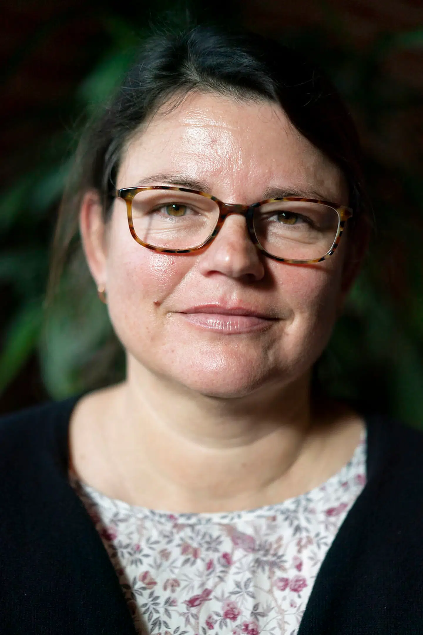 Ulla Bengtsson har arbejdet på Birkerød Bibliotek i over tyve år. Hun har kendt de unge, siden de var små, og hun har overværet flere sammenstød mellem de unge og andre borgere. Hun oplever nu ikke, at de er ubehagelige over for hende.