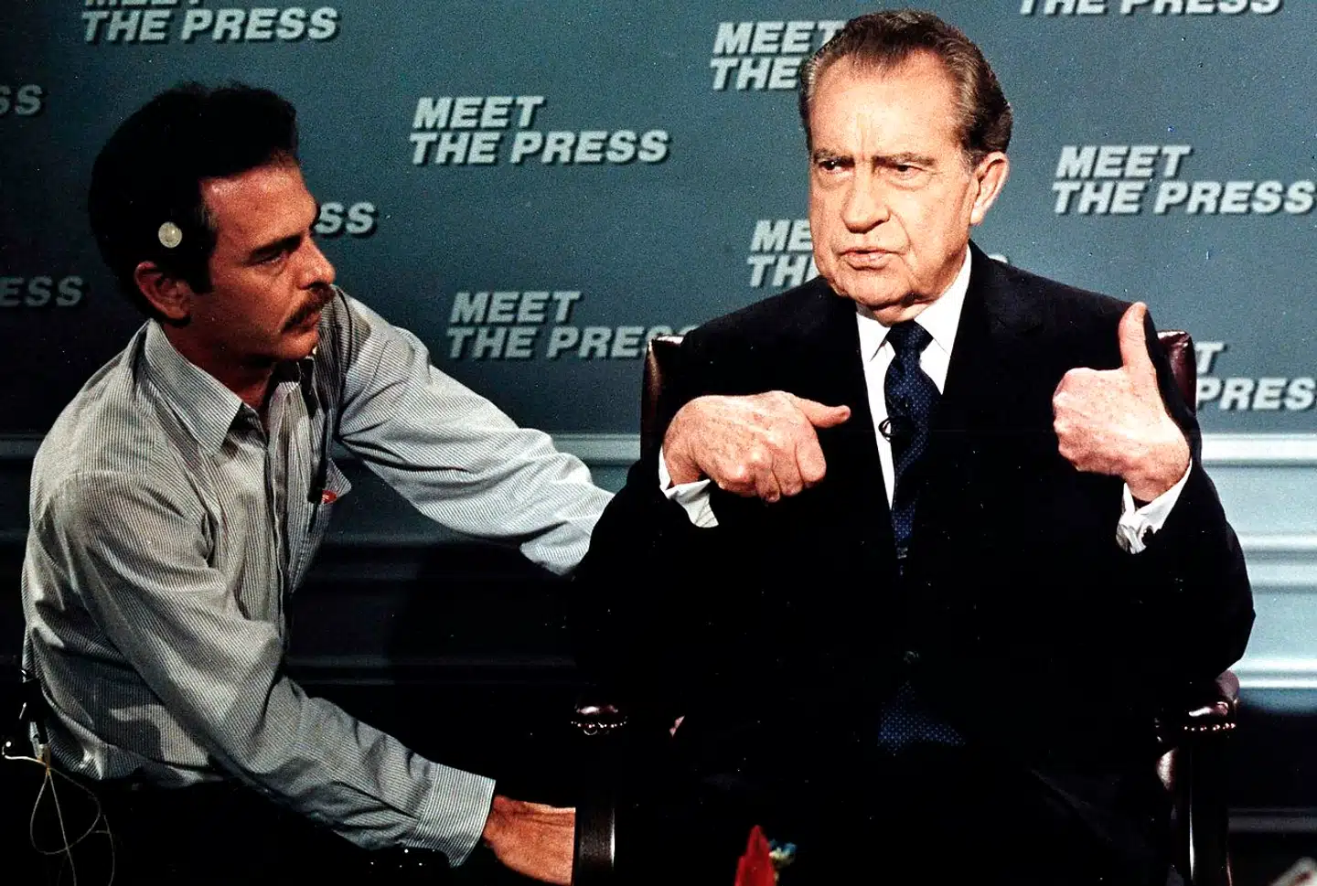 USAs tidligere præsident Richard Nixon på besøg i NBC-studiet i april 1988.