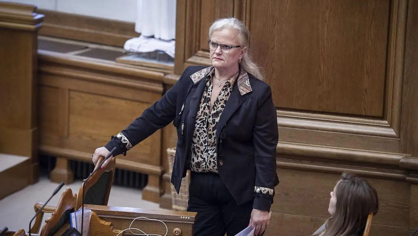 »Problemet med venstrefløjen er, at alt fra et klap på låret til voldtægt bliver italesat under kategorien 'sexisme' og dermed gjort ens,« skriver Liselott Blixt.
