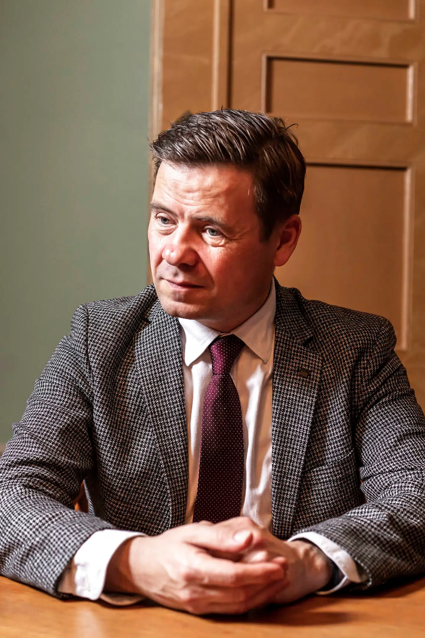 Thomas Kastrup-Larsen, formand for Arbejdsmarkeds- og Borgerserviceudvalget i KL, frygter, at nye krav om repatriering kan modarbejde jobskabelse blandt udlændinge: »Firkantede regler fremmer ikke brugen af repatrieringsordningen og risikerer samtidig at fjerne fokus fra at få flere i målgruppen i arbejde.«