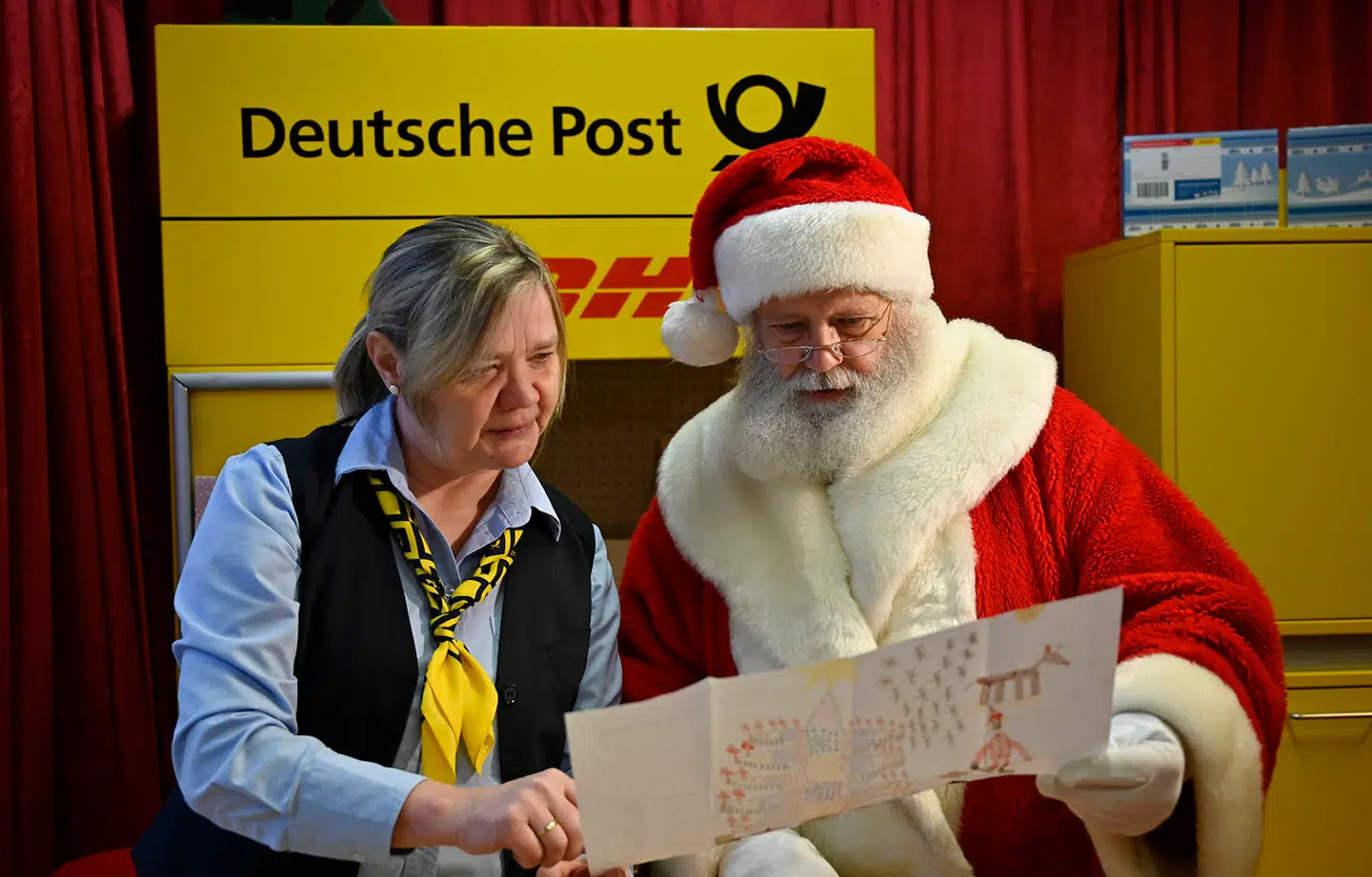 Den store tyske logistikkoncern DHL opruster på personalefronten til julehandel i en coronatid. Arkivfoto: Tobias Schwarz/AFP/Ritzau Scanpix