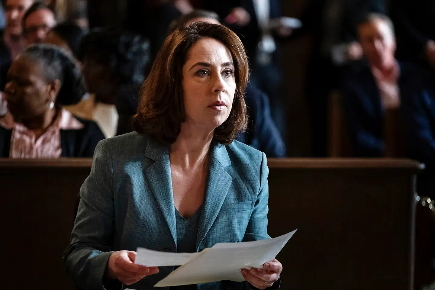 Der er næsten ikke noget mere amerikansk end retssalsdramaer. For Sofie Gråbøl er rollen i »The Undoing« hendes første i genren, og hun indrømmer, at hun lige skulle gøre en del research. »Men så var det også en limousine-oplevelse,« siger hun.