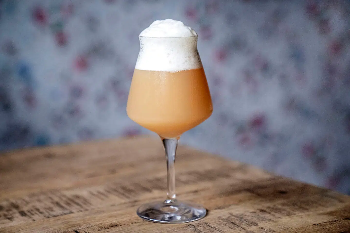 Zig Zag er en hazy session-IPA fra det glimrende danske mikrobryggeri Gamma.