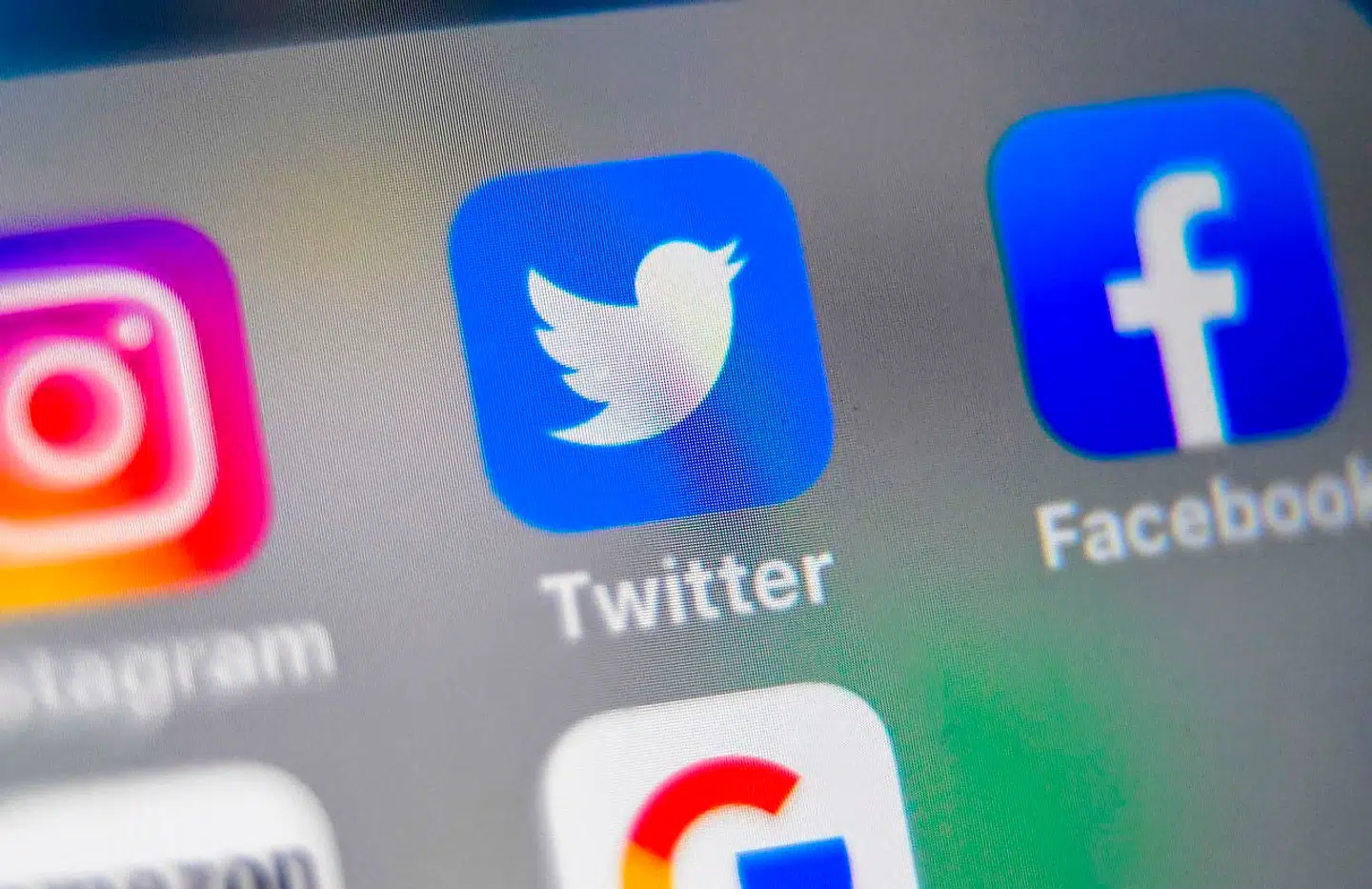 Twitter har igen fjernet et netværk af falske Twitter-profiler, som foregiver at være sorte amerikanske vælgere.