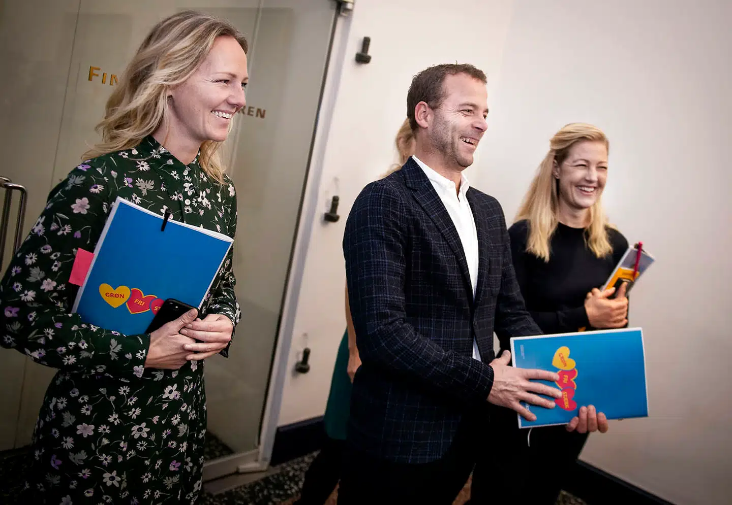 »Groft sagt beskylder Ida Auken direkte Sofie Carsten Nielsen for at være fuld af løgn og for at have misinformeret både sit parti og hele offentligheden,« siger Thomas Larsen om Ida Aukens seneste Facebook-opslag, hvor hun skriver at Sofie Carsten Nielsen kendte til problemerne med Morten Østergaard. Billedet er fra 2019, hvor alt stadig var fryd og gammen hos de Radikale.
