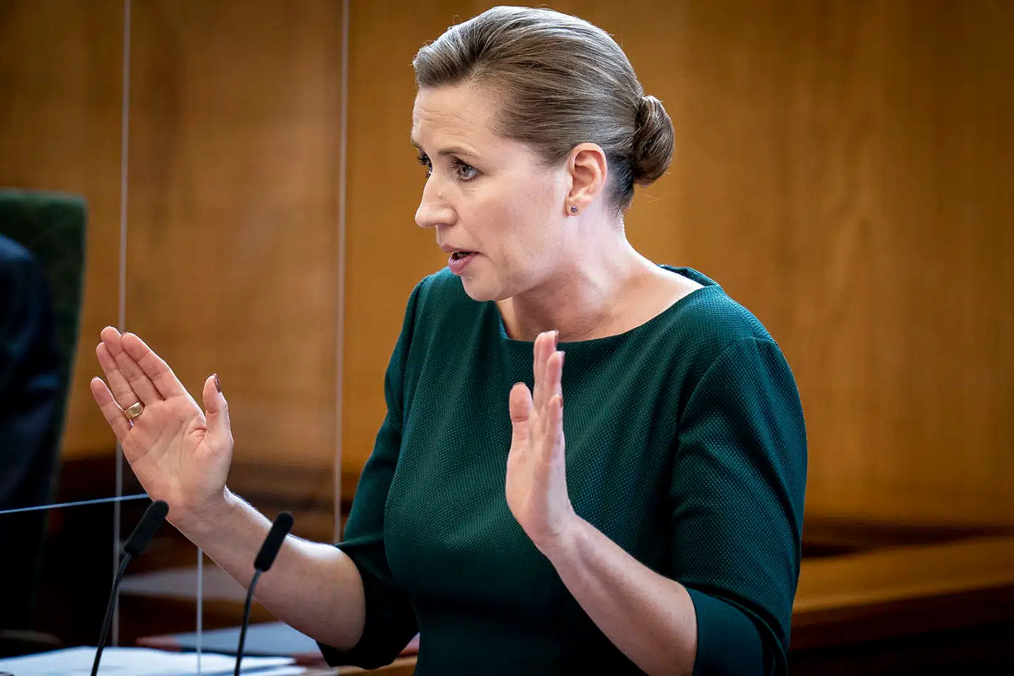 I statsminsterens åbningstale nævnes ikke, at ungdomskriminaliteten blandt udsatte unge har været støt faldende de senere år. Og det er ærgerligt. Den faldende ungdomskriminalitet betyder jo, at der er noget, vi er lykkes med i det kriminalitetsforebyggende arbejde. Så måske er det værd at overveje, hvad der har virket i indsatsen – og så gøre mere af det, mener Amelevi Hounou Rathleff.