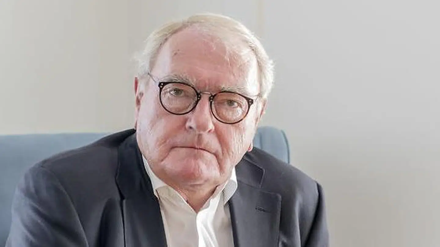 Du troede måske, Henning Kruse Petersen var en hanelefant?