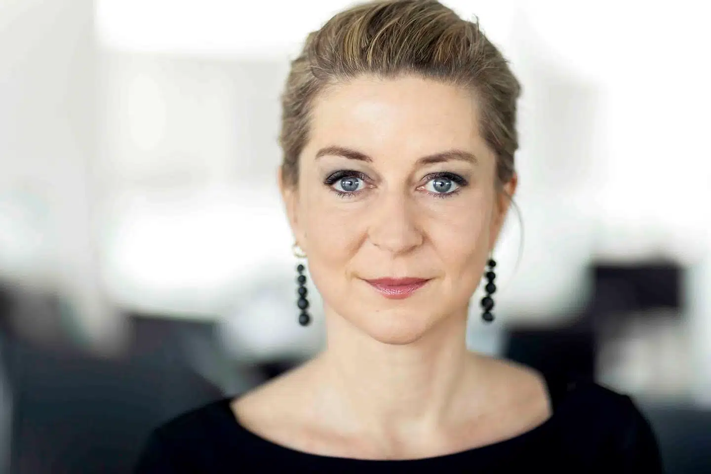 Helle Østergaard, der er adm. direktør for elhandelsselskabet Danske Commodities, er en af de få kvindelige topchefer i landets 1.000 største virksomheder. Hun har kun selskab af 68 andre.