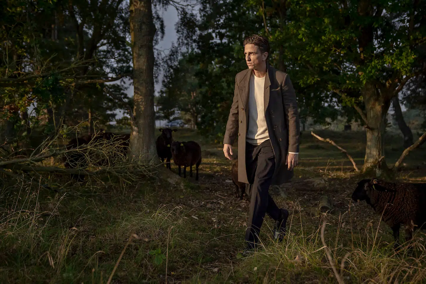 »Vi byggede en robot, som lytter efter ord og vendinger, der kan tyde på hjertestop. På et splitsekund sammenligner den alarmopkaldet med mange millioner andre opkald, den tidligere har lyttet til, og kan derved hjælpe med at vurdere, om der er tale om hjertestop,« siger Andreas Cleve.