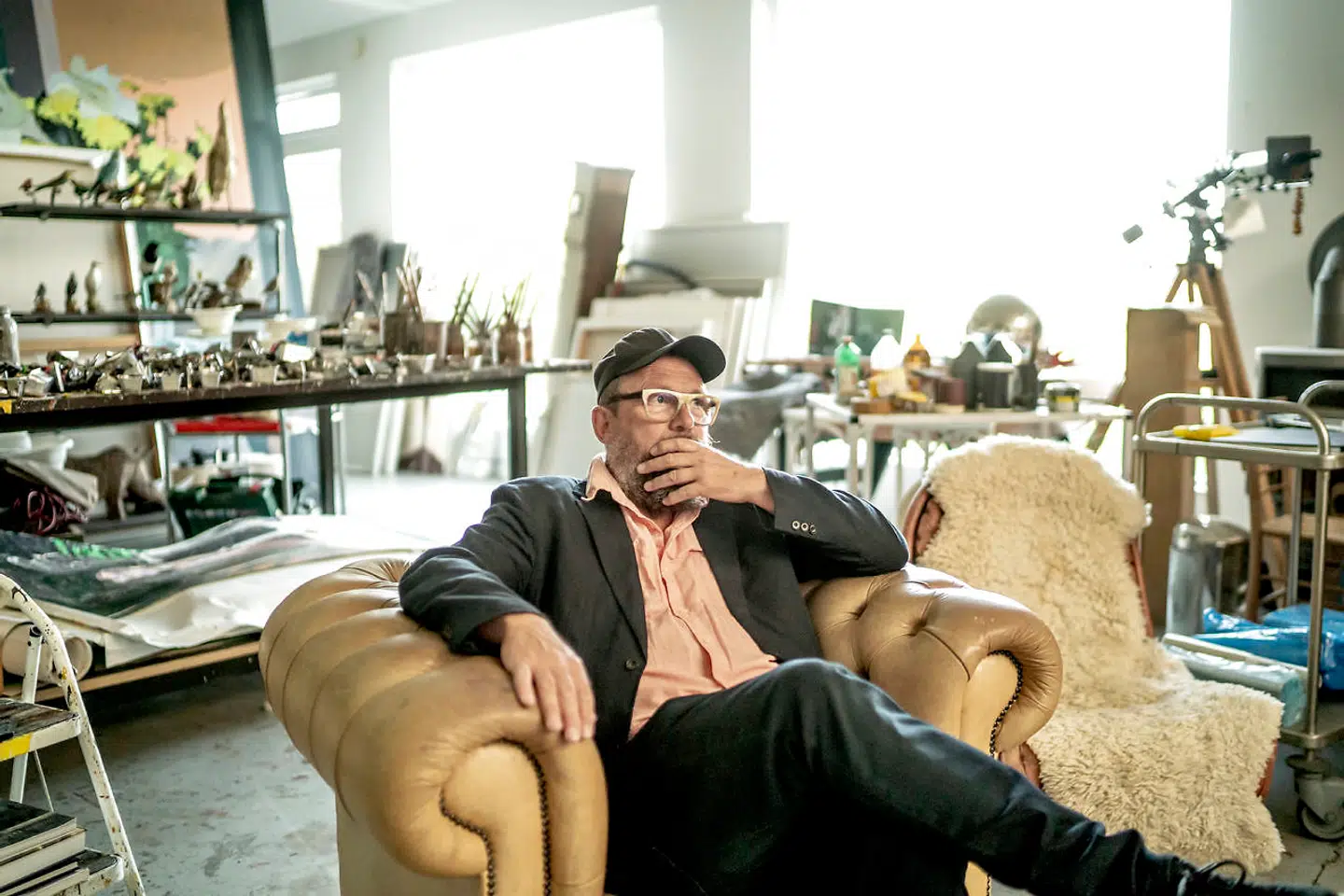 Da coronakrisen slog sin klo i Danmark, gik Erik A. Frandsen i atelieret. »Det var grusomt, men det avlede noget pissesmukt,« siger han om en af de mest produktive perioder i sit liv.