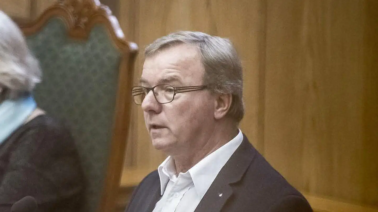 Socialdemokratiets erhvervsordfører Orla Hav (S) mener, at jo mindre folket ved, jo bedre går det hele.