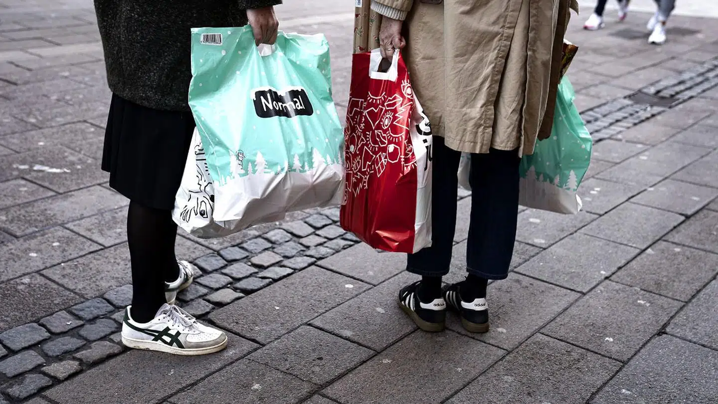 Efter et gevaldigt dyk i foråret er danskernes tro på fremtiden her i coronakrisen kommet overraskende hurtigt tilbage. Men nu begynder pilen igen at pege den forkerte vej, viser ny rapport. Det skaber bekymring. Arkivfoto: Ida Guldbæk Arentsen/Ritzau Scanpix