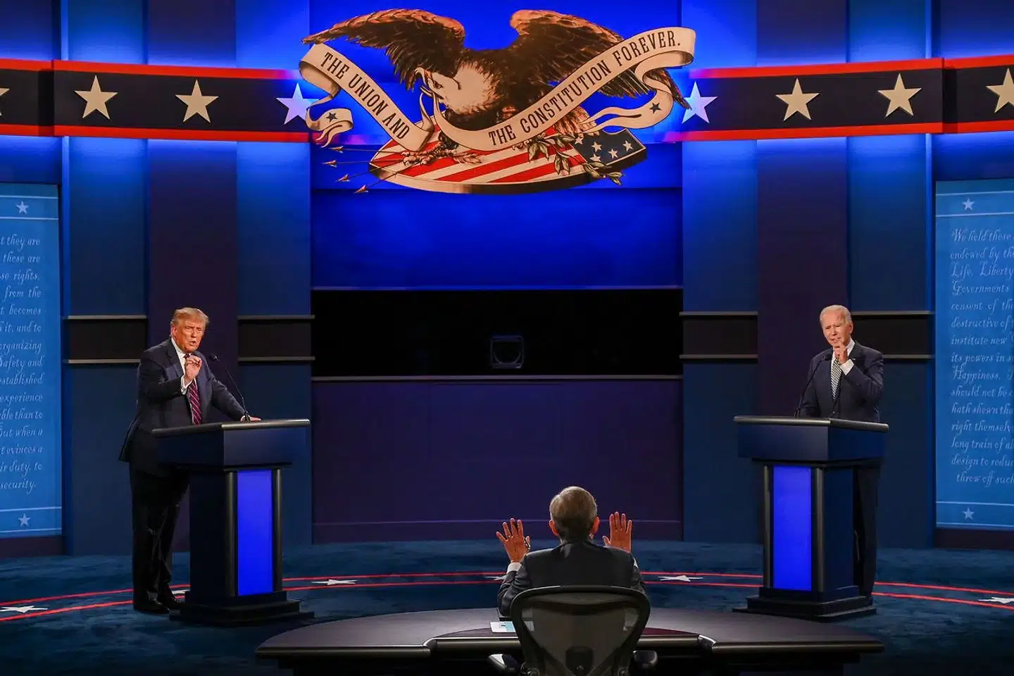 Bølgerne gik højt i nattens debat mellem Joe Biden og Donald Trump.