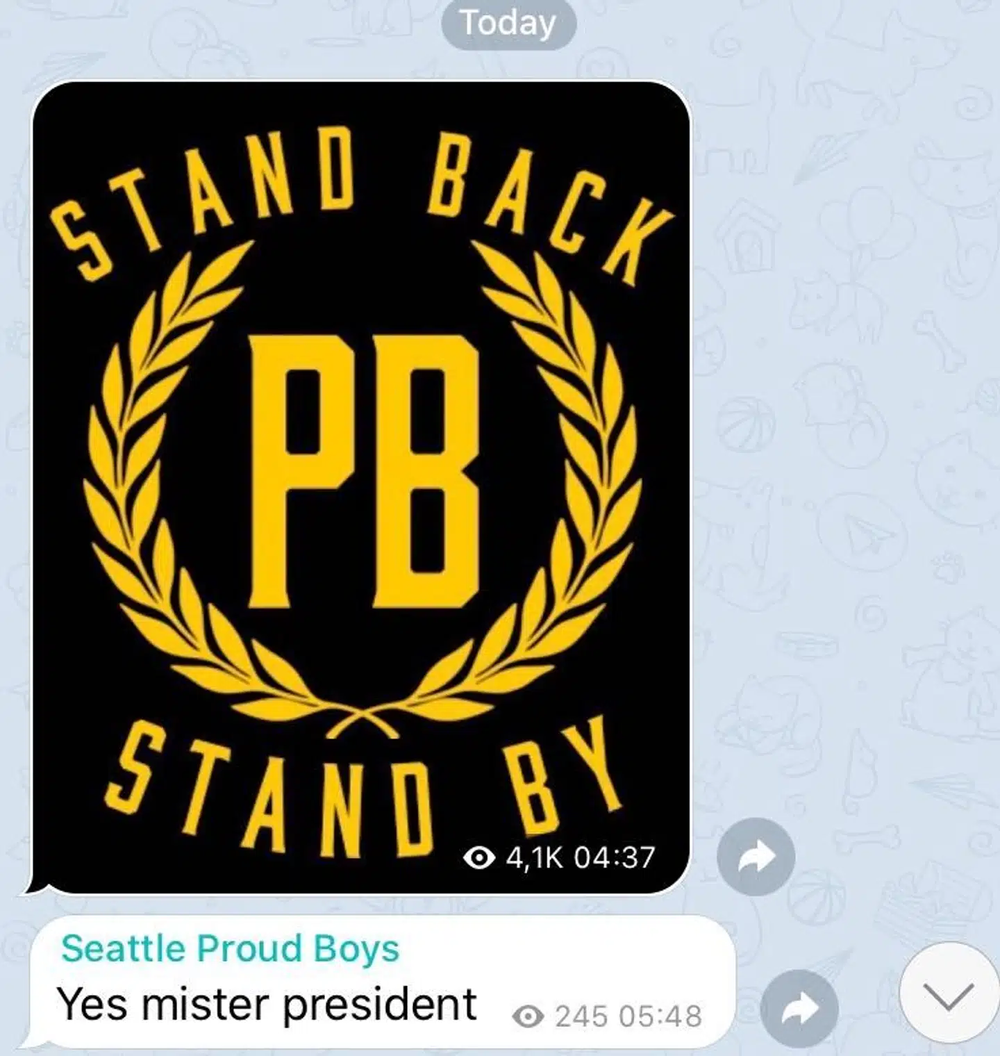 På Telegram har Proud Boys allerede inkorporeret præsidentens ord i et nyt logo.