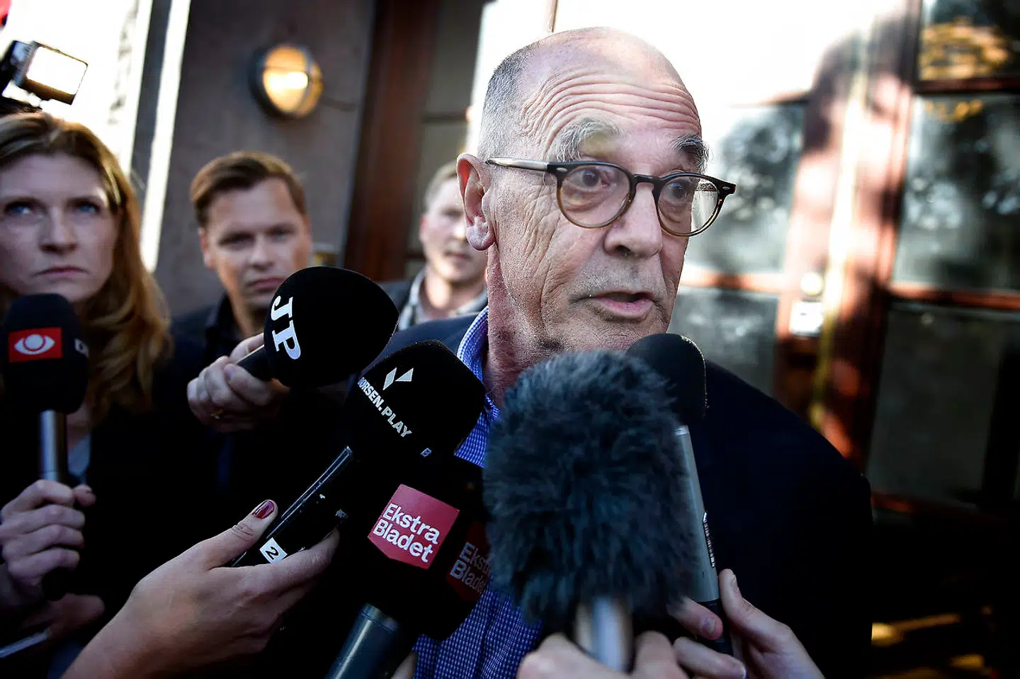 Karoly Németh har gennem årtier været en af landets bedst kendte advokater. Nu risikerer han at miste sin bestalling efter talrige klager i Advokatnævnet om overtrædelse af god advokatskik.