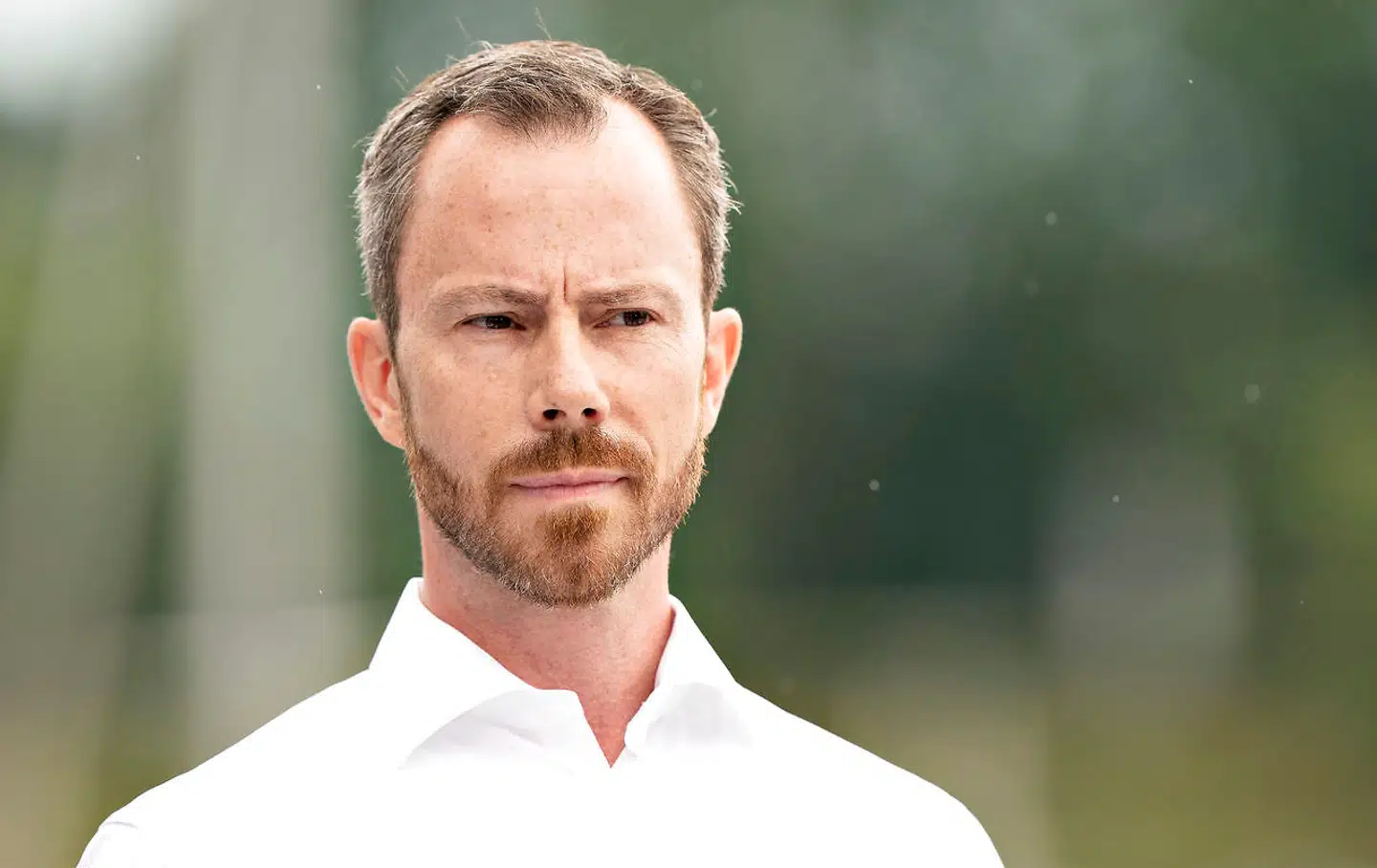 »Vi har ikke brug for en opposition, der kun kan handle reaktivt på hvert forslag, regeringen lægger frem. Vi har brug for kreative ideer og nytænkning, men ikke på 100 forskellige områder,« skriver Lilian Parker Kaule.