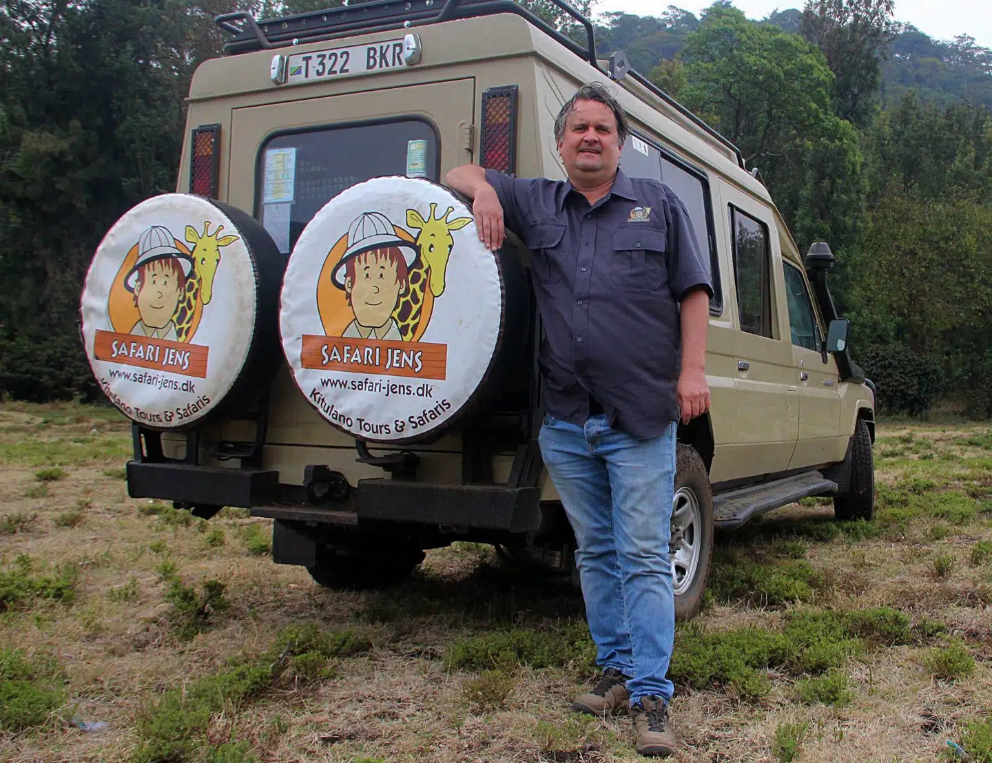 Jens Sylvestersen laver safariture i Tanzania. Han har i flere år oplevet, at Yaneeda Travel var dårlige til at betale.