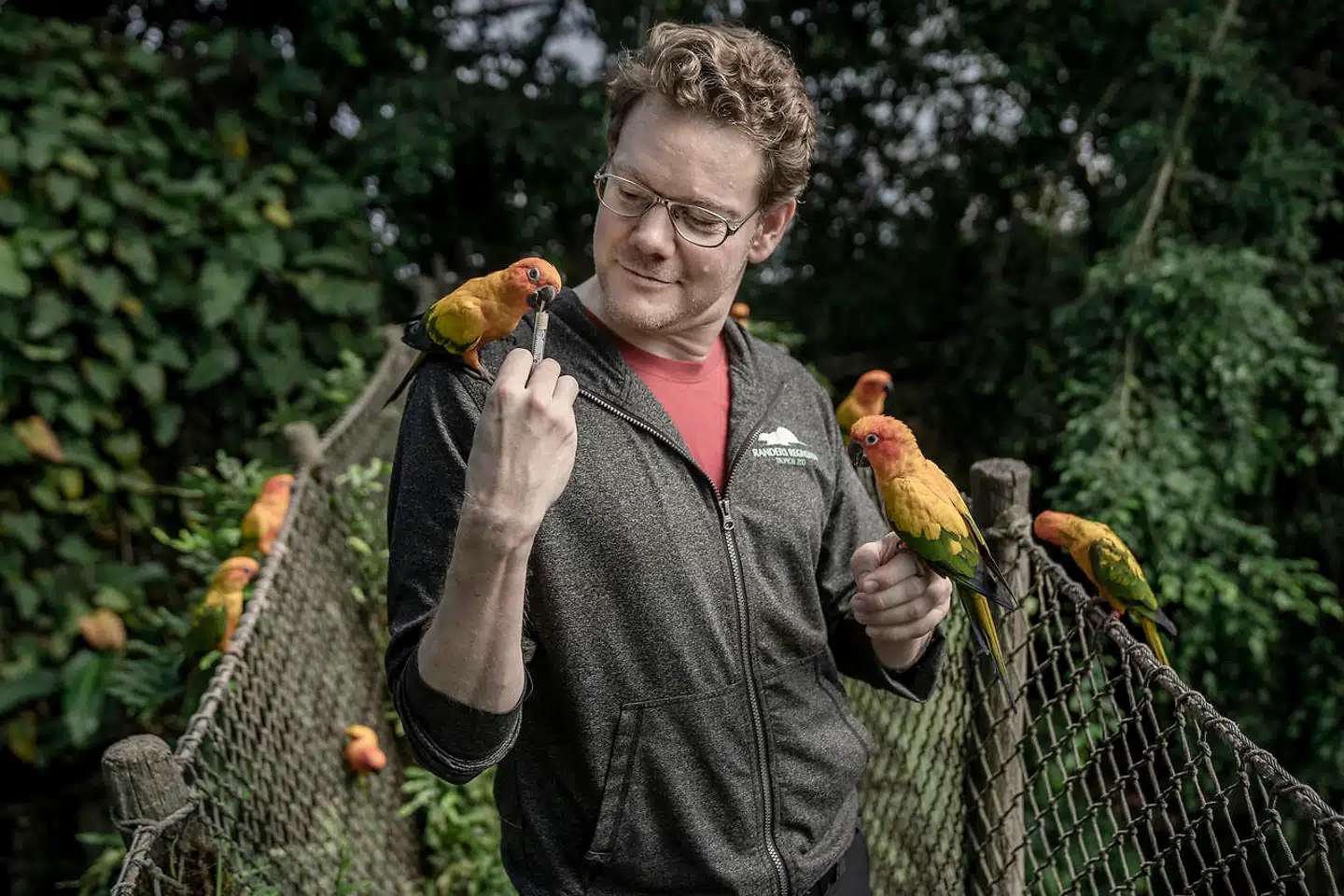 »Hvis jeg kan give bare ét barn den samme fascination af naturen, som jeg selv har, så er det alt værd,« siger Asser Øllgaard om den live-undervisning, han sammen med sin kollega lavede under nedlukningen.