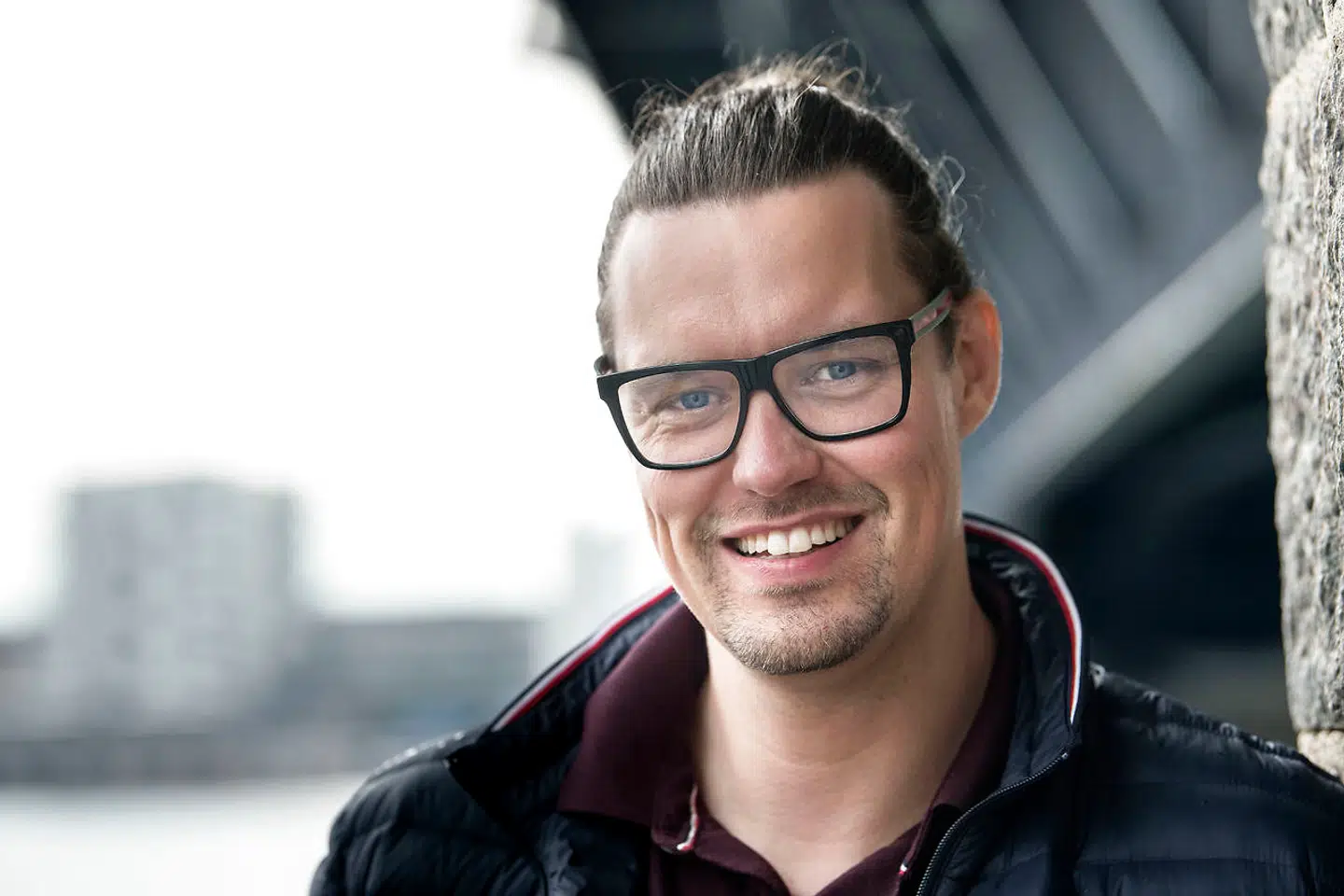 Jakob Neua Nørgaard beskriver sig selv som iværksætter med stort I. Nu har han og Estaldo gjort det muligt at sælge sin bolig uden at mødes med en ejendomsmægler. (Foto: © Lars Horn / Baghuset)