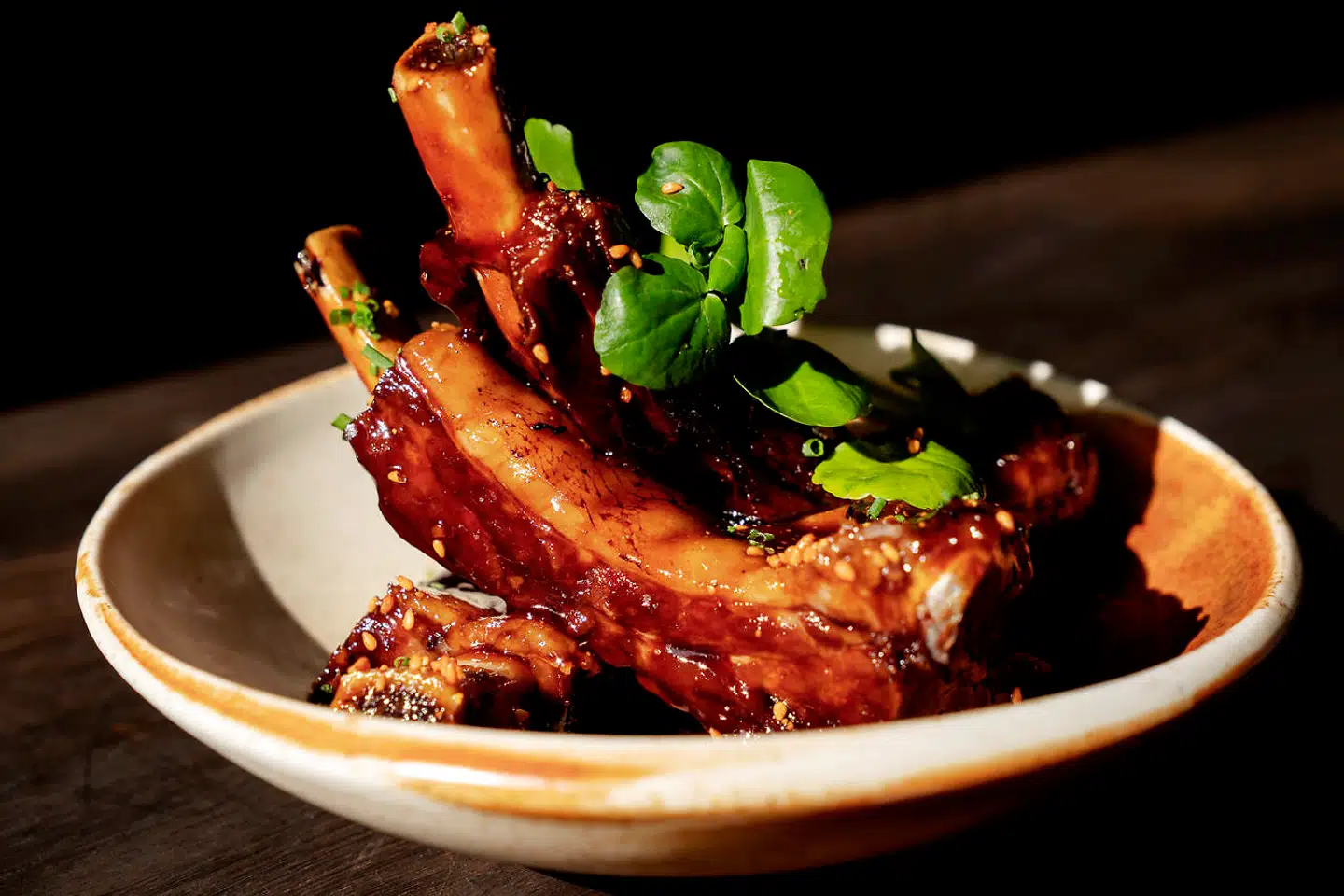 Okse-shortribs med citrongræs.