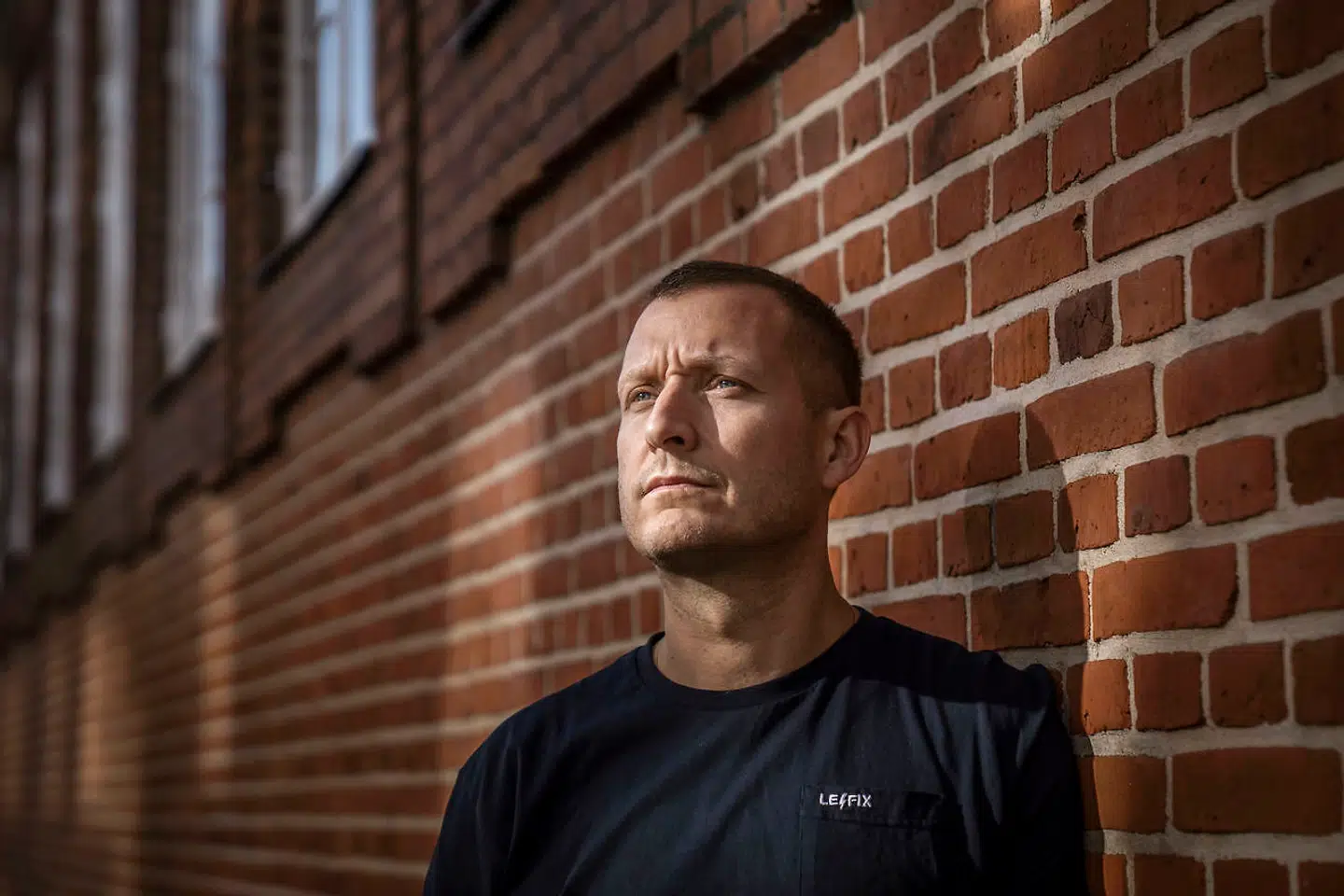 Lyset og optimismen i historie om ubådsdrabet ligger i det store arbejde, som blev udført af politifolk og forskere, siger Tobias Lindholm, aktuel med TV-serien »Efterforskningen«.